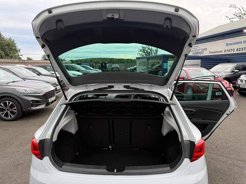 SEAT Leon 2.0 TDI XCELLENCE Technology Hatchback 5dr Diesel Manual Euro 6 (s/s) (150 ps) - U80508