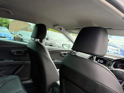 SEAT Leon 2.0 TDI XCELLENCE Technology Hatchback 5dr Diesel Manual Euro 6 (s/s) (150 ps) - U80508