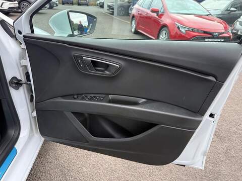 SEAT Leon 2.0 TDI XCELLENCE Technology Hatchback 5dr Diesel Manual Euro 6 (s/s) (150 ps) - U80508