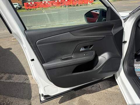 Vauxhall Mokka Electric 54kWh Ultimate Auto 5dr (Long Range) - U80514