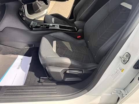 Vauxhall Mokka Electric 54kWh Ultimate Auto 5dr (Long Range) - U80514