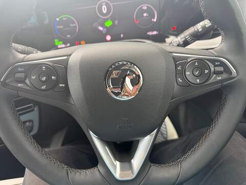 Vauxhall Mokka Electric 54kWh Ultimate Auto 5dr (Long Range) - U80514