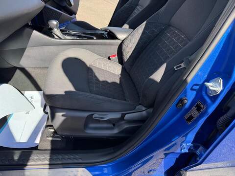 Toyota C-HR 1.8 VVT-h Design CVT Euro 6 (s/s) 5dr - U80520