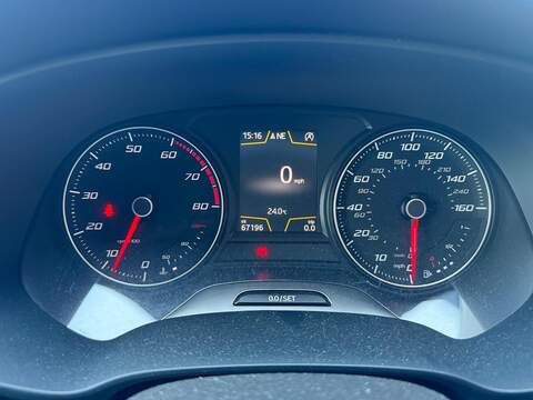SEAT Leon 1.4 EcoTSI FR Technology Hatchback 5dr Petrol Manual Euro 6 (s/s) (150 ps) - U80529