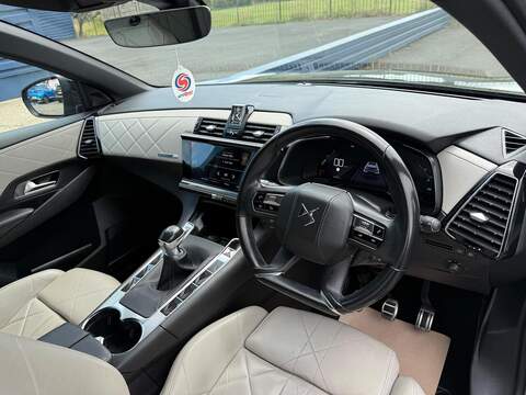 DS AUTOMOBILES DS 7 CROSSBACK 1.5 BlueHDi Prestige Crossback 5dr Diesel Manual Euro 6 (s/s) (130 ps) - U80530