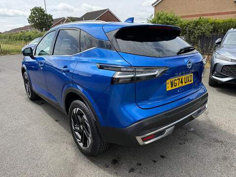Nissan Qashqai 1.3 DIG-T MHEV N-Connecta Euro 6 (s/s) 5dr - U80532