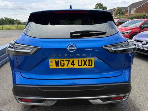 Nissan Qashqai 1.3 DIG-T MHEV N-Connecta Euro 6 (s/s) 5dr - U80532