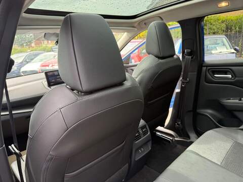 Nissan Qashqai 1.3 DIG-T MHEV N-Connecta Euro 6 (s/s) 5dr - U80532