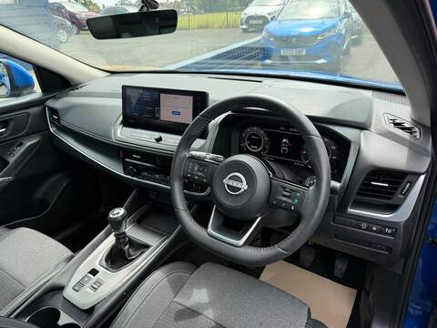 Nissan Qashqai 1.3 DIG-T MHEV N-Connecta Euro 6 (s/s) 5dr - U80532