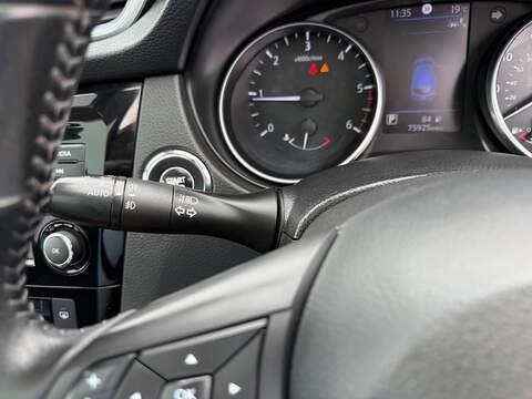 Nissan Qashqai 1.5 dCi N-Connecta SUV 5dr Diesel DCT Auto Euro 6 (s/s) (115 ps) - U80533