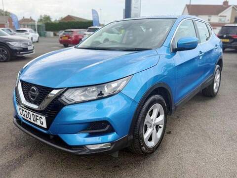 Nissan Qashqai DIG-T Acenta Premium SUV 1.3 Manual Petrol - U80538