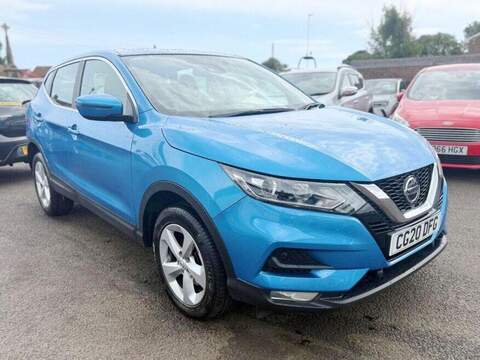 Nissan Qashqai DIG-T Acenta Premium SUV 1.3 Manual Petrol - U80538