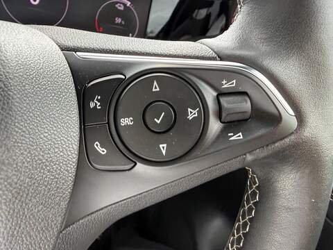 Vauxhall Mokka Electric 50kWh Ultimate Auto 5dr - U80540