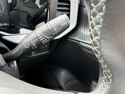Vauxhall Mokka Electric 50kWh Ultimate Auto 5dr - U80540