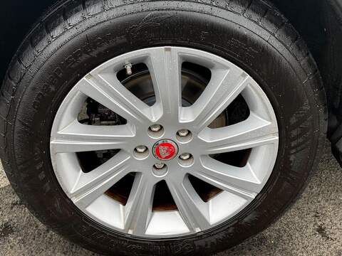 Jaguar E-PACE 2.0 P200 S SUV 5dr Petrol Auto AWD Euro 6 (s/s) (200 ps) - U80546