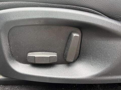 Jaguar E-PACE 2.0 P200 S SUV 5dr Petrol Auto AWD Euro 6 (s/s) (200 ps) - U80546