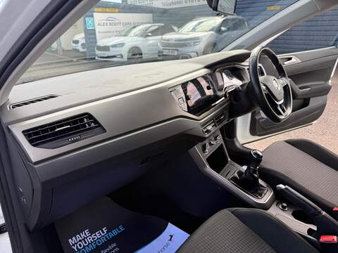 Volkswagen Polo 1.0 EVO Match Hatchback 5dr Petrol Manual Euro 6 (s/s) (80 ps) - U80549