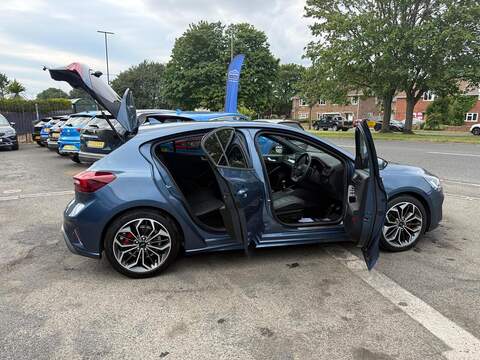 Ford Focus 1.0T EcoBoost MHEV ST-Line X Euro 6 (s/s) 5dr - U80555