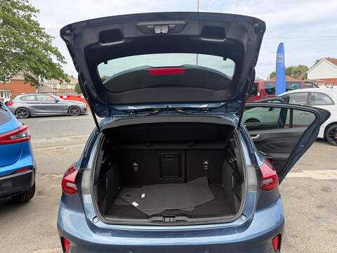 Ford Focus 1.0T EcoBoost MHEV ST-Line X Euro 6 (s/s) 5dr - U80555