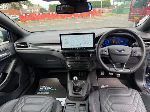 Ford Focus 1.0T EcoBoost MHEV ST-Line X Euro 6 (s/s) 5dr - U80555