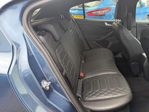 Ford Focus 1.0T EcoBoost MHEV ST-Line X Euro 6 (s/s) 5dr - U80555