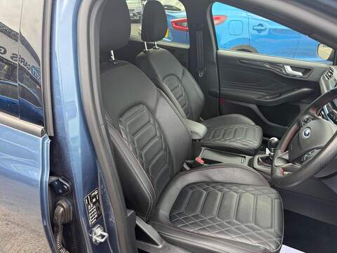 Ford Focus 1.0T EcoBoost MHEV ST-Line X Euro 6 (s/s) 5dr - U80555