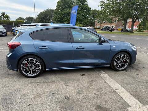 Ford Focus 1.0T EcoBoost MHEV ST-Line X Euro 6 (s/s) 5dr - U80555