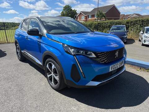 Peugeot 3008 MG HS Excite SUV 1 Automatic Petrol