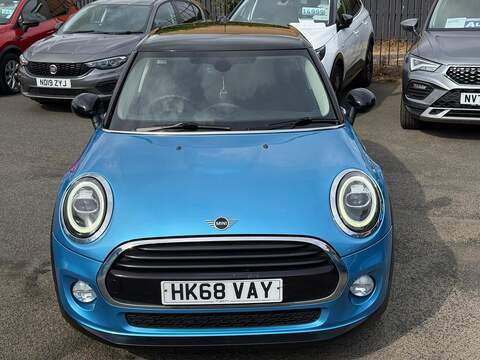 MINI Hatch Cooper Classic Hatchback 1.5 Automatic Petrol - U80572