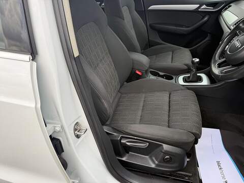 Audi Q3 TFSI CoD Sport SUV 1.4 Manual Petrol - U80574