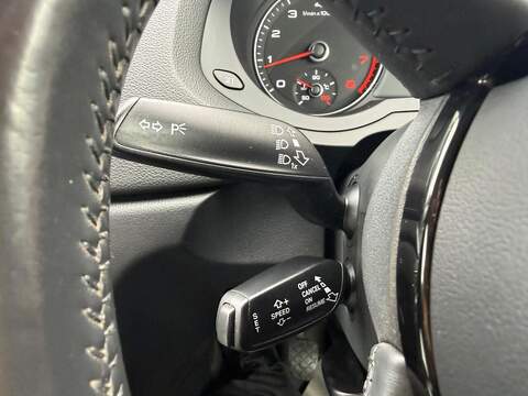 Audi Q3 TFSI CoD Sport SUV 1.4 Manual Petrol - U80574