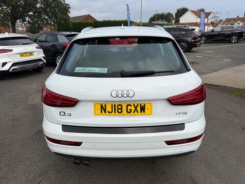 Audi Q3 TFSI CoD Sport SUV 1.4 Manual Petrol - U80574