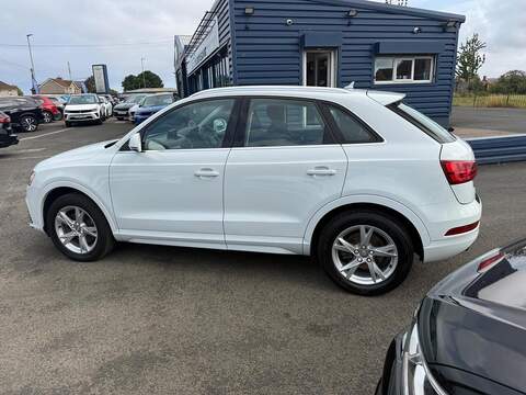 Audi Q3 TFSI CoD Sport SUV 1.4 Manual Petrol - U80574