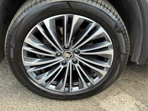 Skoda Kodiaq 1.5 TSI ACT SE L Executive DSG Euro 6 (s/s) 5dr (7 Seat) - U80577