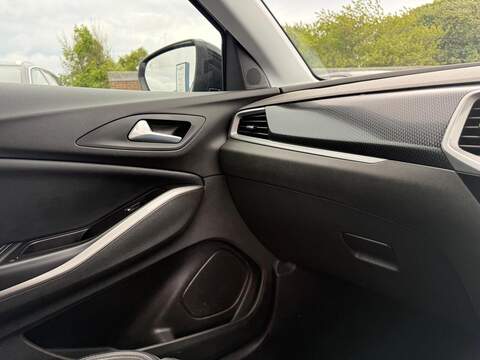 Vauxhall Grandland 1.2 Turbo GS Euro 6 (s/s) 5dr - U80582