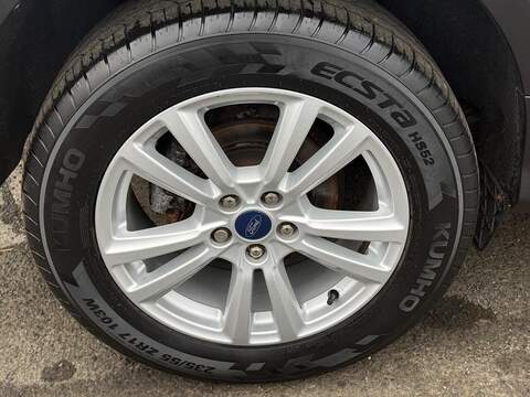 Ford Kuga 2.0 TDCi EcoBlue Zetec SUV 5dr Diesel Powershift AWD Euro 6 (s/s) (150 ps) - U80586