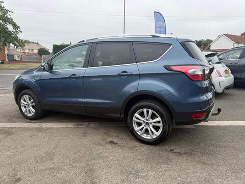 Ford Kuga 2.0 TDCi EcoBlue Zetec SUV 5dr Diesel Powershift AWD Euro 6 (s/s) (150 ps) - U80586