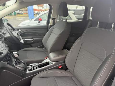 Ford Kuga 2.0 TDCi EcoBlue Zetec SUV 5dr Diesel Powershift AWD Euro 6 (s/s) (150 ps) - U80586