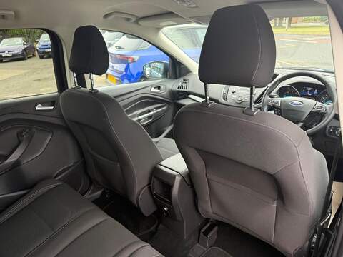 Ford Kuga 2.0 TDCi EcoBlue Zetec SUV 5dr Diesel Powershift AWD Euro 6 (s/s) (150 ps) - U80586