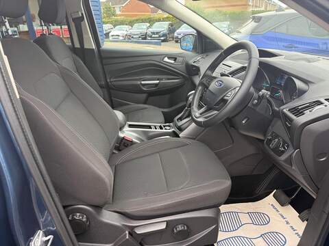 Ford Kuga 2.0 TDCi EcoBlue Zetec SUV 5dr Diesel Powershift AWD Euro 6 (s/s) (150 ps) - U80586