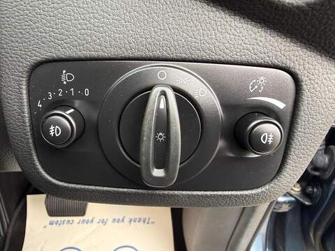 Ford Kuga 2.0 TDCi EcoBlue Zetec SUV 5dr Diesel Powershift AWD Euro 6 (s/s) (150 ps) - U80586