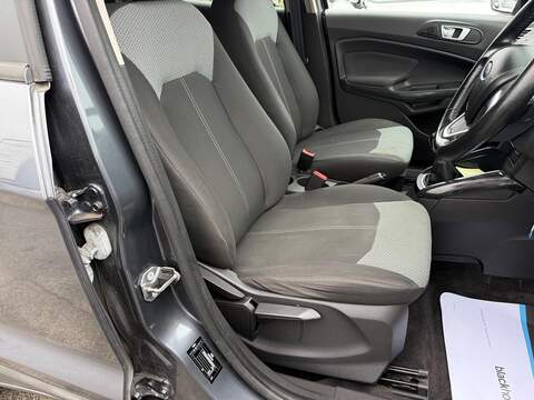 Ford EcoSport 1.0T EcoBoost Zetec SUV 5dr Petrol Manual 2WD Euro 6 (s/s) (125 ps) - U80589