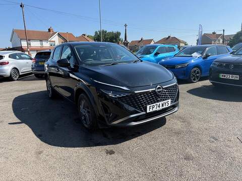 Nissan Qashqai 1.3 DIG-T MHEV Acenta Premium Euro 6 (s/s) 5dr - U80592
