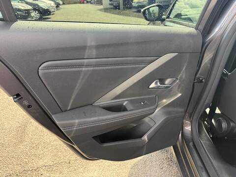 Vauxhall Astra 1.2 Turbo GS Sports Tourer Euro 6 (s/s) 5dr - U80607