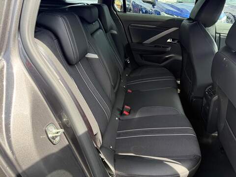 Vauxhall Astra 1.2 Turbo GS Sports Tourer Euro 6 (s/s) 5dr - U80607