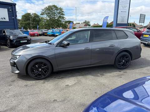 Vauxhall Astra 1.2 Turbo GS Sports Tourer Euro 6 (s/s) 5dr - U80607