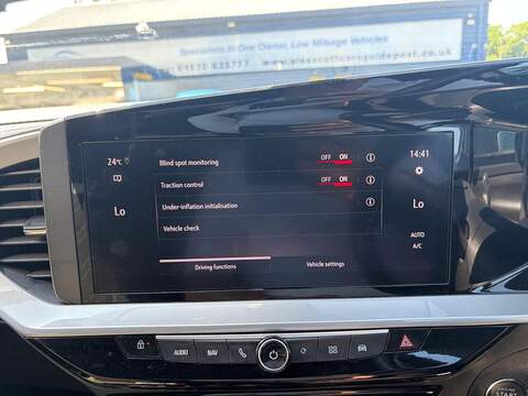 Vauxhall Mokka Electric 50kWh Ultimate Auto 5dr - U80608