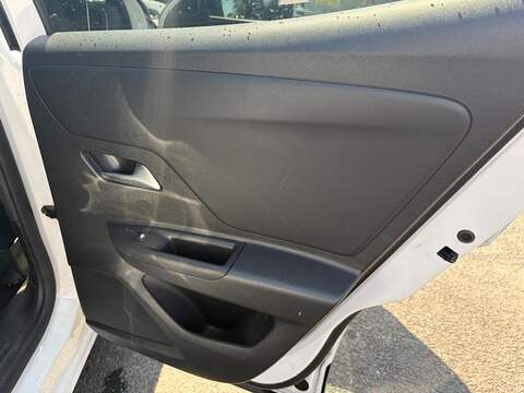 Vauxhall Mokka Electric 50kWh Ultimate Auto 5dr - U80608