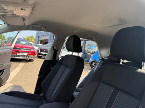 Volkswagen T-Roc 1.5 TSI Life Euro 6 (s/s) 5dr - U80609
