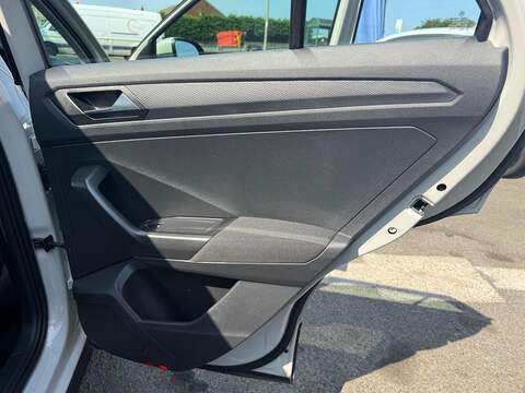 Volkswagen T-Roc 1.5 TSI Life Euro 6 (s/s) 5dr - U80609